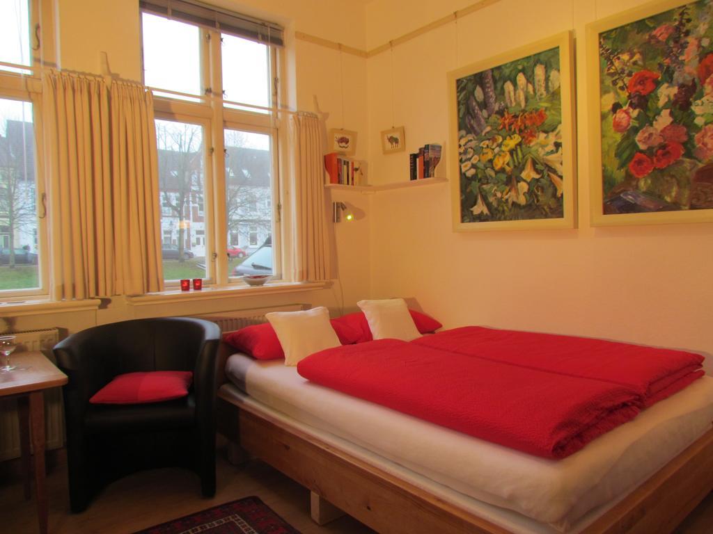 Apartments Im Froschhaus Mit Fruehstueckskuechen Friedrichstadt Luaran gambar