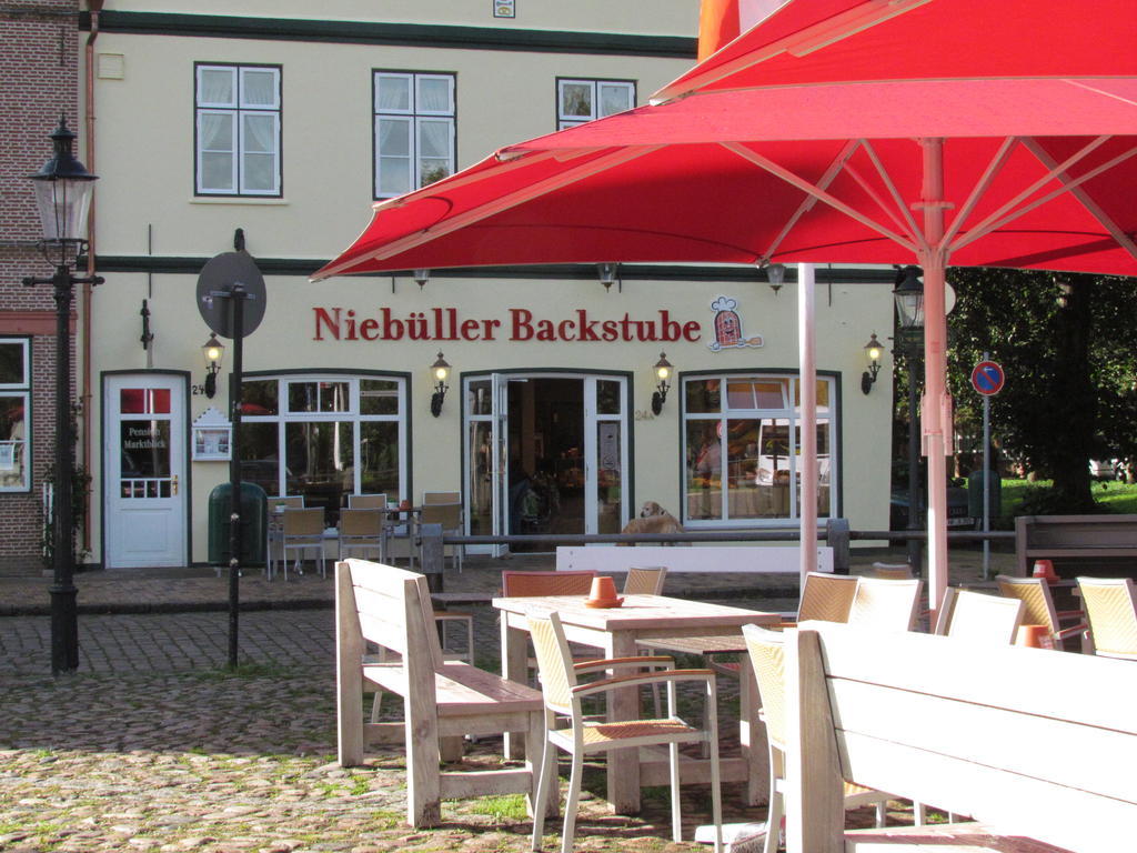 Apartments Im Froschhaus Mit Fruehstueckskuechen Friedrichstadt Luaran gambar